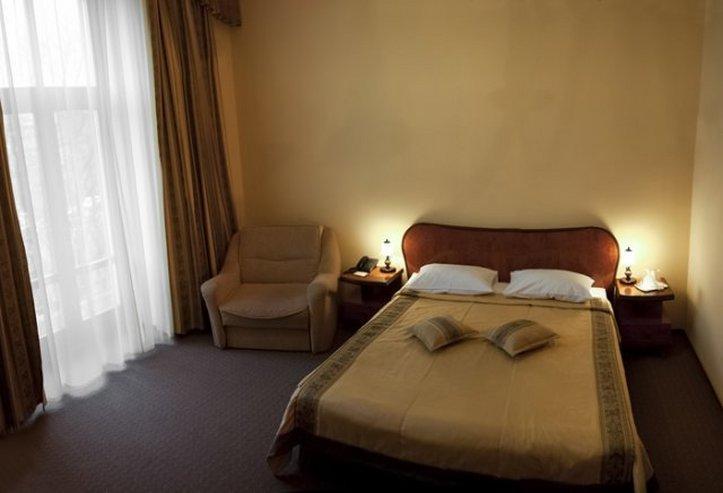 Wien Hotel Lviv Ruang foto