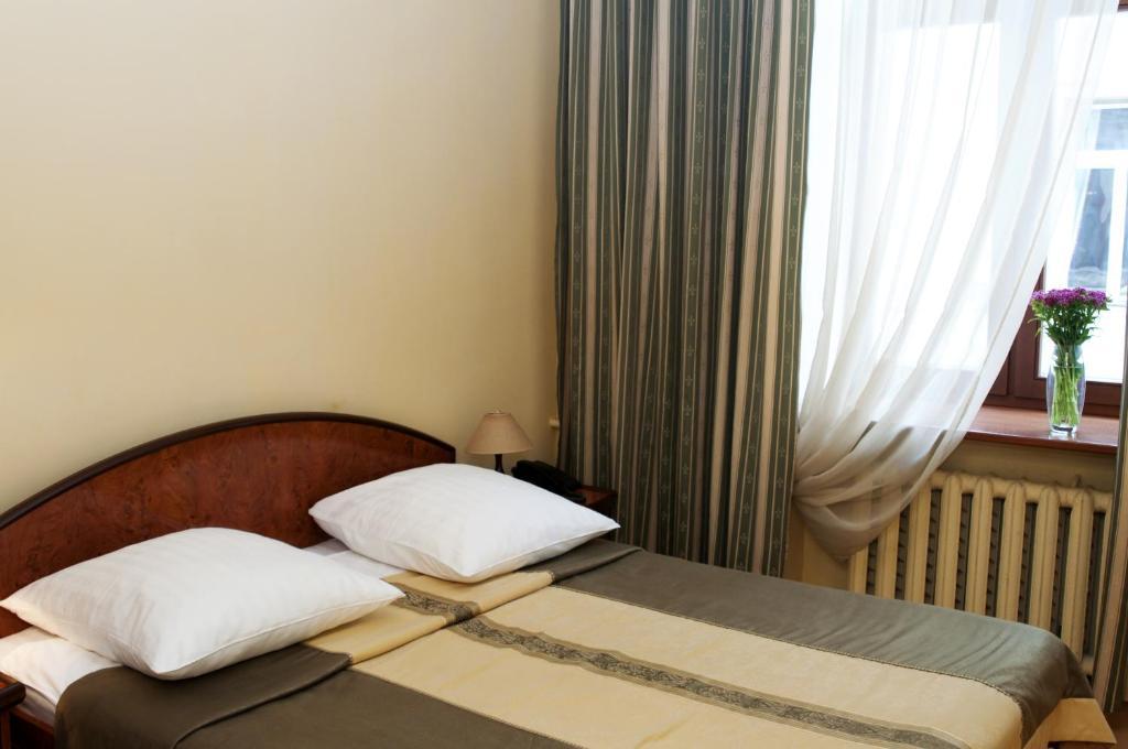 Wien Hotel Lviv Ruang foto