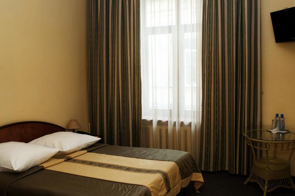 Wien Hotel Lviv Ruang foto